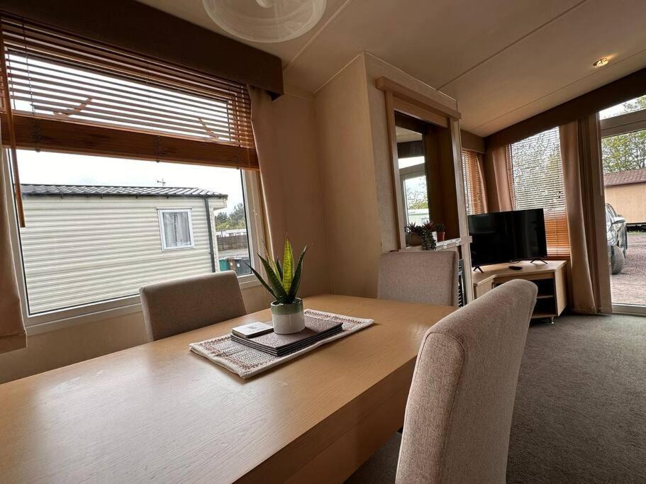 Swift Moselle 2 Bedroom Parkhome - Uddingston, Glasgow Dış mekan fotoğraf